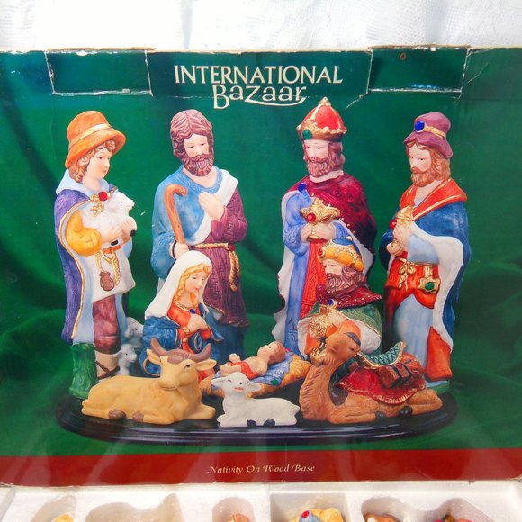 11pc nativity set Porcelain figurines on wood base by International Bazaar EUC - Picture 2 of 14